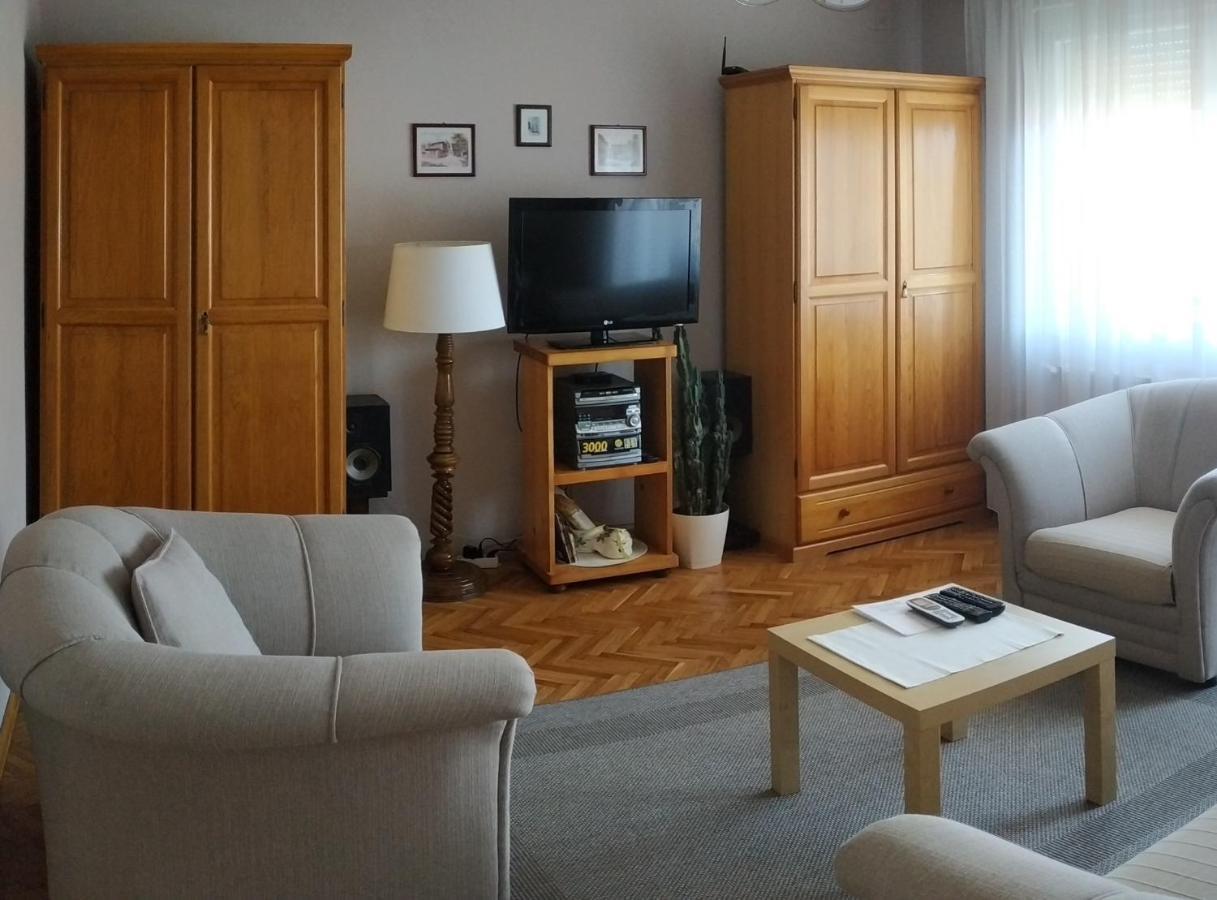 Apartman Rada Пирот Экстерьер фото