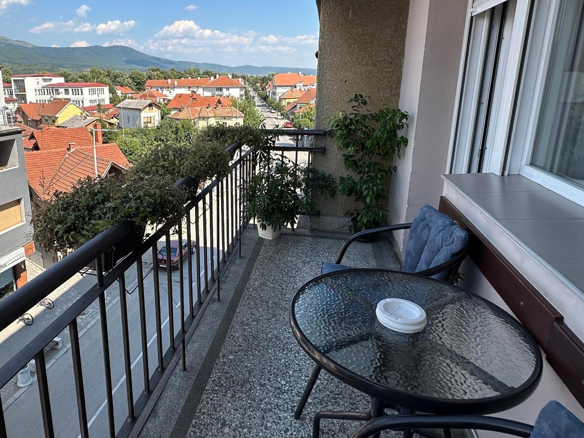 Apartman Rada Пирот Экстерьер фото